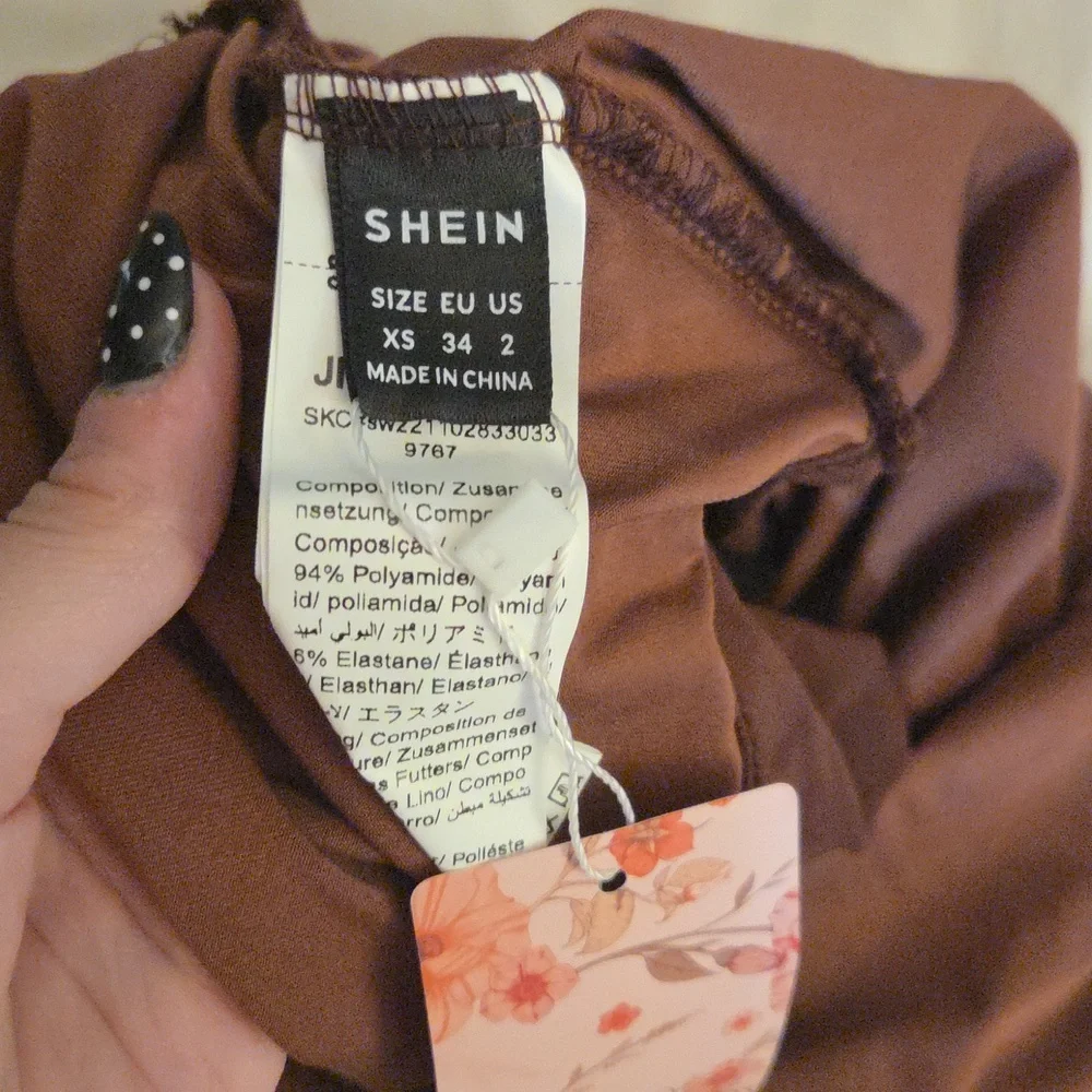 NWT Ruched Tank - Picture 2 of 2